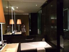 iphone_upload_pic-深圳皇庭V酒店