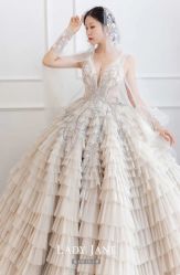 点击看大图 -Lady Jane高端婚纱礼服馆