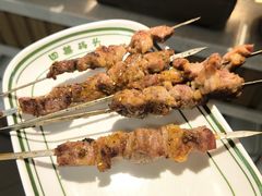 -四囍码头海鲜烧烤自助火锅(外滩南京东路悦荟广场店)