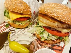 -The Habit Burger Grill 哈比特汉堡(复兴soho店)