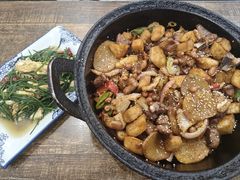 -老钟家烤羊排·敦伊阁清真餐厅胡羊焖饼