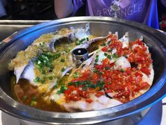 剁椒鱼头-老湘亲·品鉴湘菜(蔡塘爱琴海店)