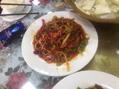 -青海特色美食小炒炕锅牦牛肉火锅