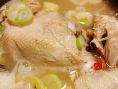 参鸡汤-咕咕站韩国料理(紫金港店)