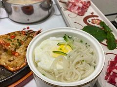 -红鼎豆捞·非遗鲍皇汤火锅(宝丰路店)