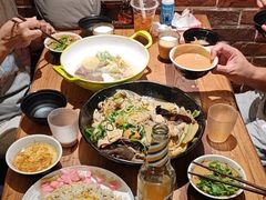 -万记麻辣烫国展总店