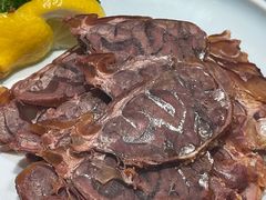 -鑫真味私房菜馆