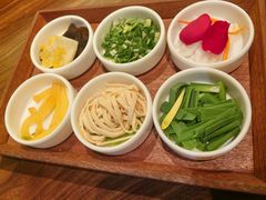 -良米山·云南野生菌过桥米线(上海首店)