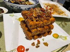 -铜锣湾·有麝自然香(重庆新天地店)