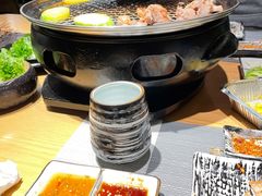 -吉屋烤肉(八宝街店)
