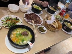 -闫家驴肉老店(华电一校店)