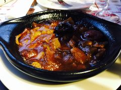 -Tapa Tapa
