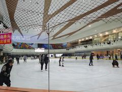 -冠军冰场CHAMPION RINK(环球银泰城店)