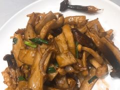-京味斋·北京烤鸭(华威桥北工大店)