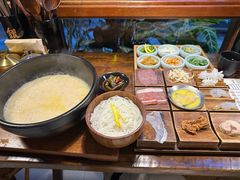 -银米·云南传统过桥米线(双廊黑金冠店)