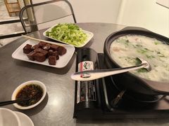 -渔顺生·顺德鱼生·粥底火锅·桑拿鸡(渔人码头店)