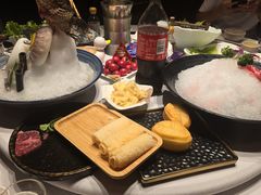 -泓炙颐凤鲜海鲜火锅料理(桐乡店)