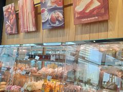 面包甜点陈列柜-巴黎贝甜(国贸店)