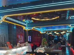 -屋有岛沉浸游戏旗舰店(中山公园店)
