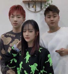 -小齐发型Star~salon