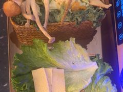 -晓宇重庆火锅(西安荟聚店)