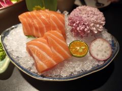 -岩日本料理