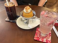 -Café Monson
