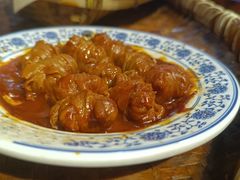 -爆炸头阿姨小四川正宗川味小吃(无任何分店)