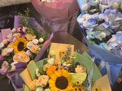 -花鸟鱼虫鲜花绿植市场(玉泉路店)