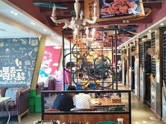 大堂-喝丢一只鞋辣炒海鲜小烧烤(三八广场店)