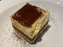 -必胜客(WOW中央公园店)