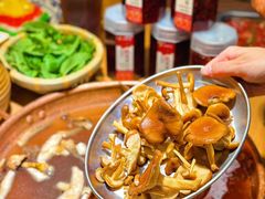 -洱火云南酸菜牛肉火锅(石景山当代商城店)