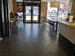 大堂-麦当劳(欧亚卖场店)