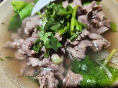 -大众跷脚牛肉馆·非遗传承单位(峨眉山店)