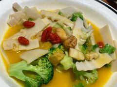 西兰花浸春笋-太二酸菜鱼(金沙印象城店)