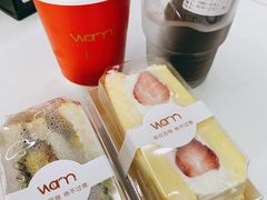 草莓蛋糕三明治-Cafe on warm(丹霞店)