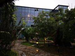 -中家鑫园温泉酒店鑫悦汤泉