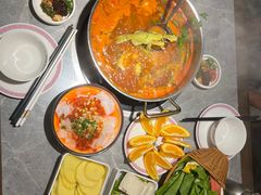 -野山舂·贵州现舂酸汤牛肉(民生路店)