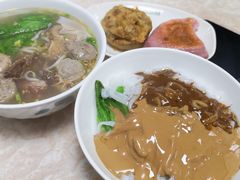 牛杂汤-华威达牛庄(黄埔大道西店)