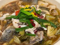 -龙悦湾酒家·八阵鱼生·渔人码头店