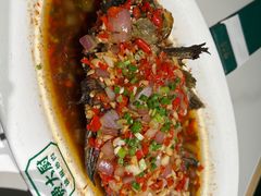 香酥大鲫鱼-费大厨辣椒炒肉(正佳广场店)