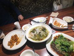 -外婆私房菜(新亚百货店)