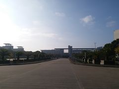 -上海第二工业大学(金海路校区)