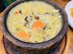 石锅小煮鲜杂菌-敏珠拉姆藏餐·南京厨房(富春江东街店)