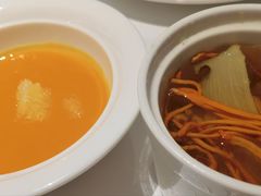 -碧涛阁·泡泡海洋·汤泉洗浴(王府花园店)