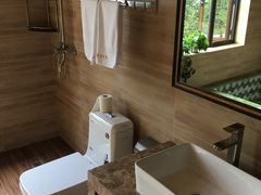-大连步云山老汤度假山庄