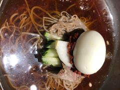 -唯成•韩国炭火烤肉 유성고기