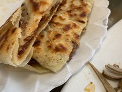 -溢心园香河肉饼总店