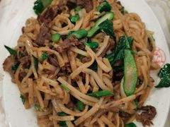 干炒牛肉粿条（中）-粤潮牛肉火锅店(江南大道店)