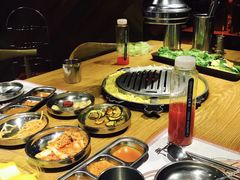-青瓦炭韩潮烤肉(花园道店)